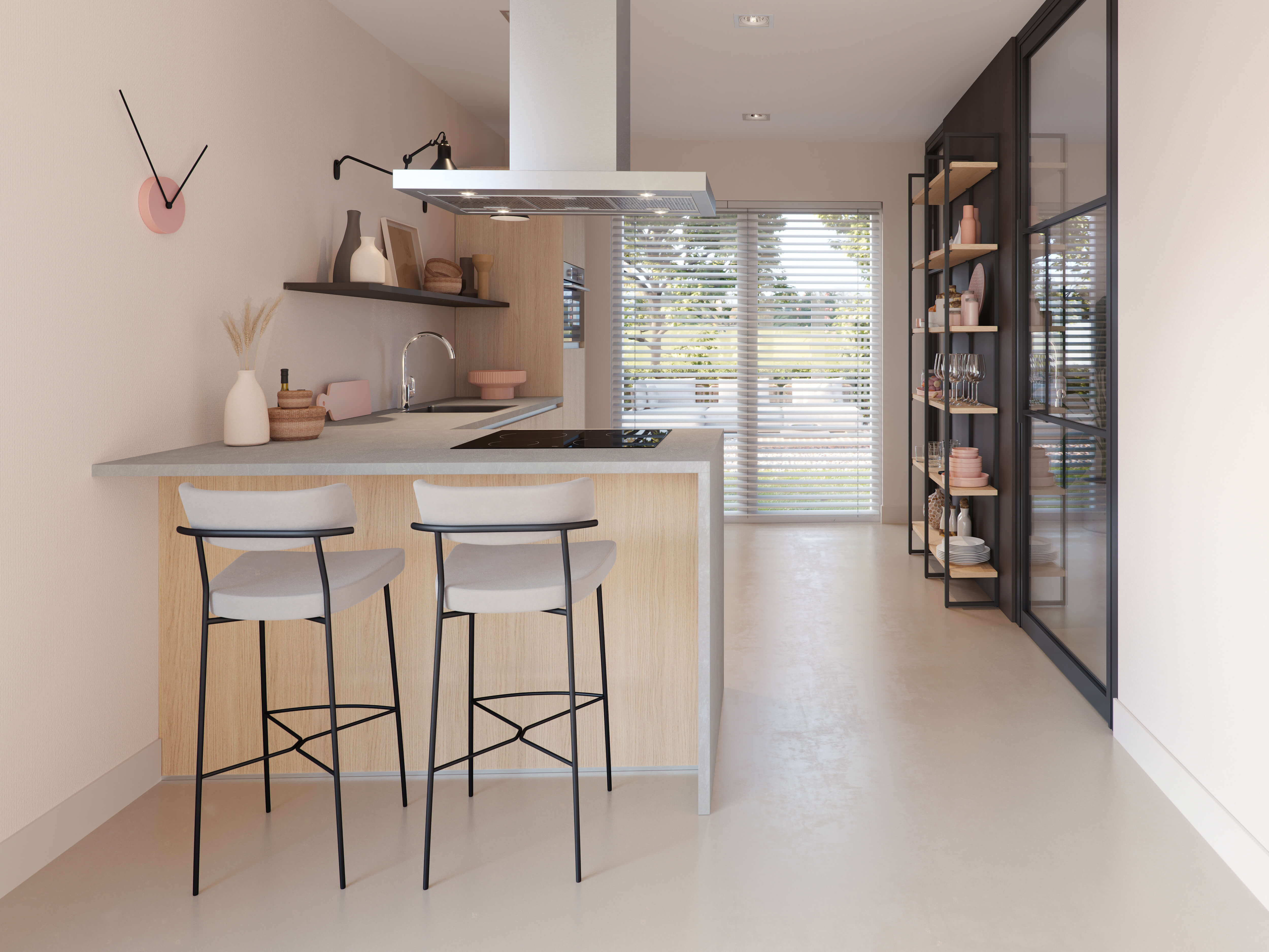 Houten keuken met eiland en licht marmerlook blad