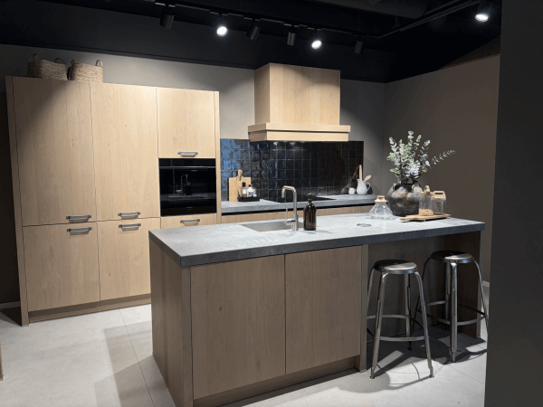 Showroomkeuken Aerdenhout Grijs Eiken