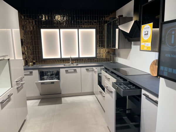 Showroomkeuken Pallas kashmir
