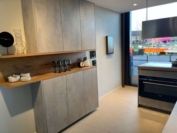 Showroomkeuken Atlas trend betongrijs