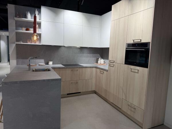 Showroomkeuken Atlas Acacia icm Atlas Wit