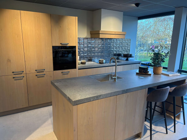 Showroomkeuken Aerdenhout Grijs Eiken