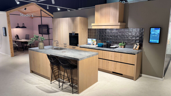 Showroomkeuken Aerdenhout Grijs Eiken