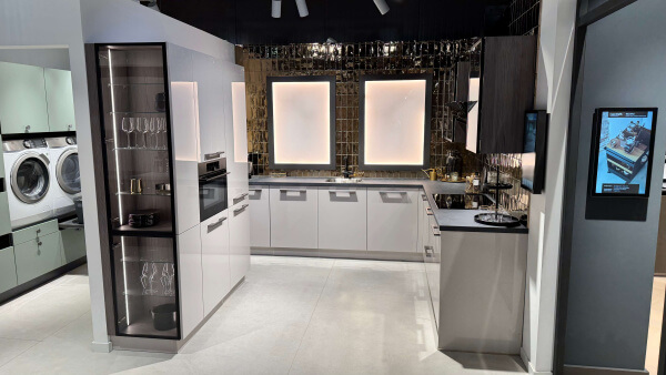 Showroomkeuken Pallas Kashmir icm Atlas Zilver Eiken