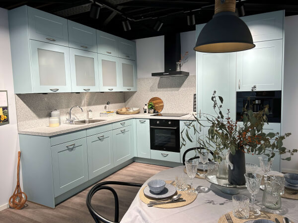 Showroomkeuken Newport hemelsblauw