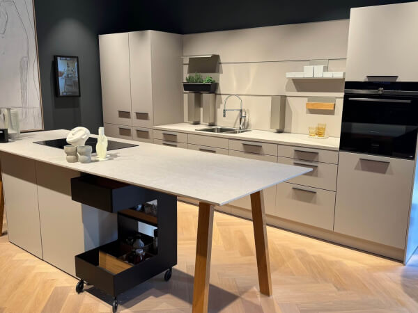 Showroomkeuken NX505 Zandgrijs