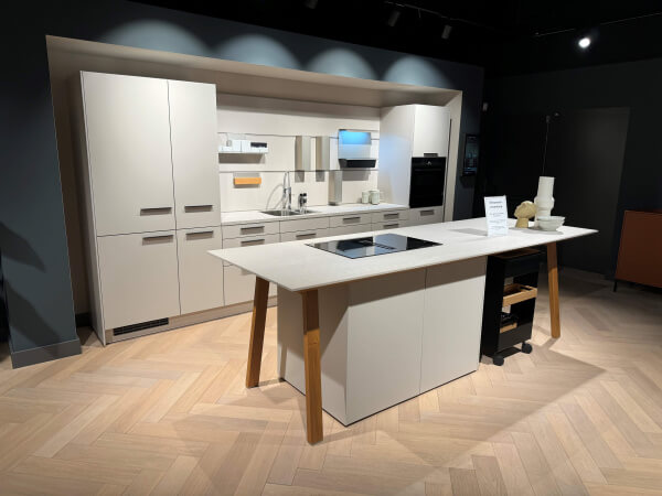 Showroomkeuken NX505 Zandgrijs